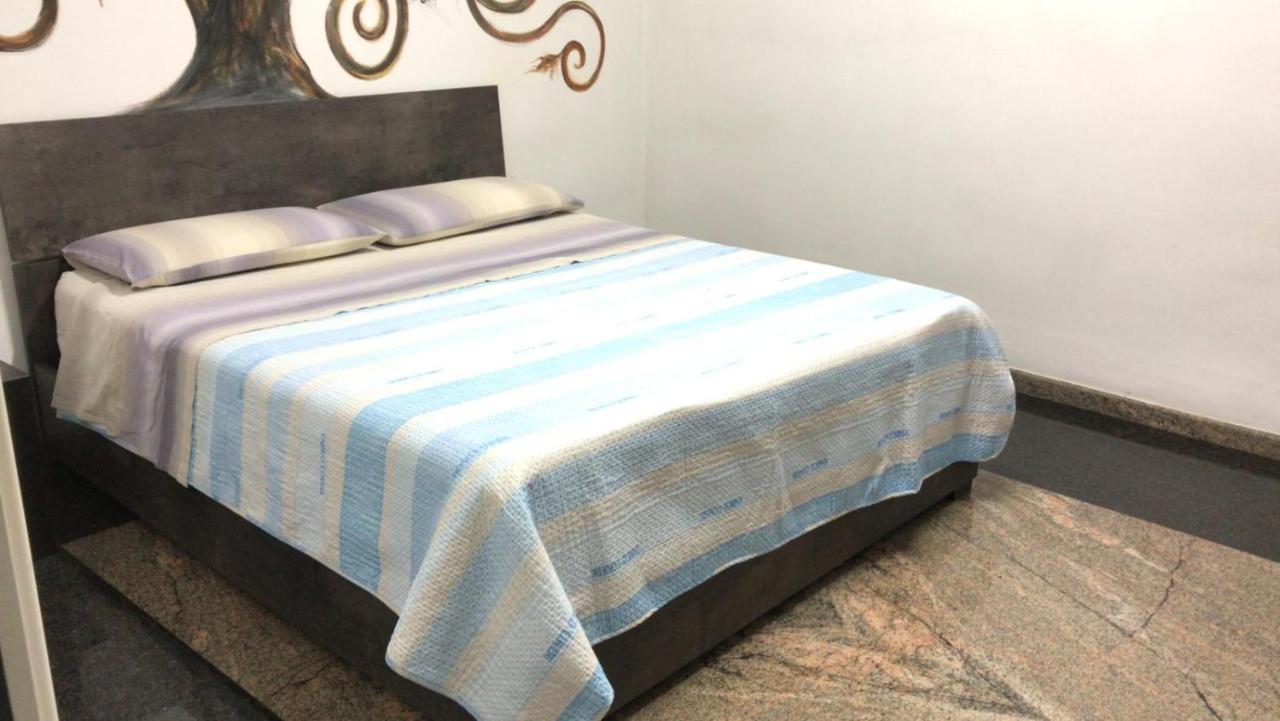 Oasi In Centro Apartment Bari Ngoại thất bức ảnh